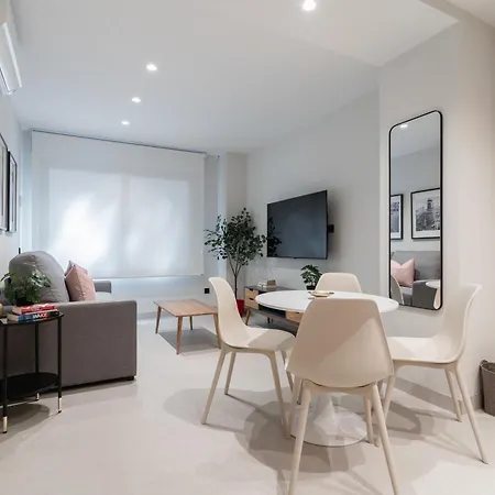 Laurel-Mintystay Apartments Madrid Exterior photo