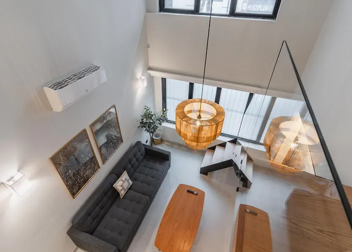 Laurel-Mintystay Apartments